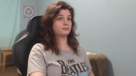 Snapshot of treejeanne chatting on 6, 3, 2025 TreeJeanne online show from 6, 3, 2025