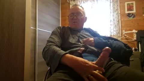 trekkertje12345 online show from 13, 4, 2026