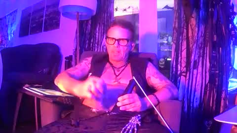 Snapshot of trent_pounder chatting on 24, 9, 2025 Trent Pounder online show from 24, 9, 2025