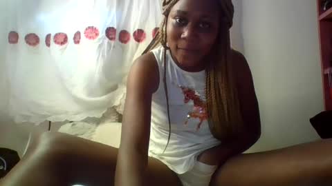 Snapshot of tresyamber chatting on 4, 7, 2026 tresyamber online show from 4, 7, 2026