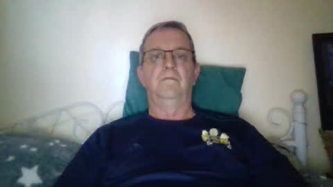 Snapshot of trev8331 chatting on 27, 9, 2025 Fe-fi-fo-fum online show from 27, 9, 2025
