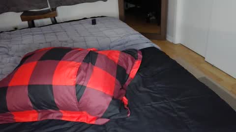 Trevordady8 online show from 4, 1, 2025