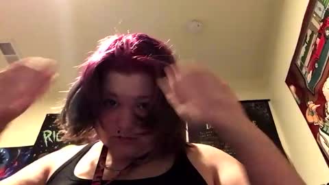 Trixie online show from 19, 2, 2025