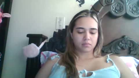 Snapshot of triana_bell chatting on 16, 12, 2024 triana_bell online show from 16, 12, 2024