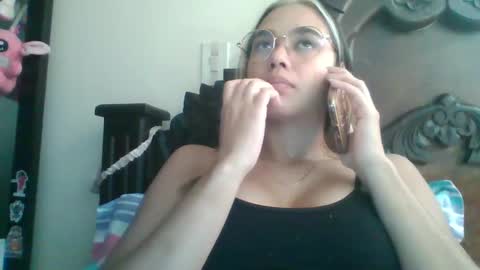 Snapshot of triana_bell chatting on 27, 12, 2024 triana_bell online show from 27, 12, 2024