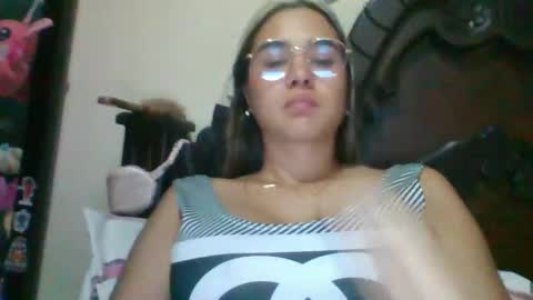 Snapshot of triana_bell chatting on 24, 2, 2025 triana_bell online show from 24, 2, 2025