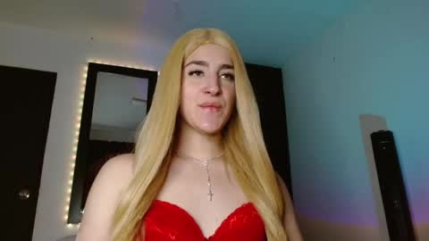 triana_damelio online show from 13, 2, 2025