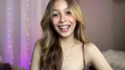 Snapshot of triana_ortega chatting on 21, 12, 2024 Triana online show from 21, 12, 2024