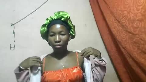 tricia9794 online show from 19, 3, 2026