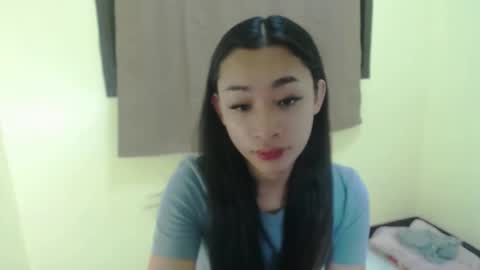 tricia_slut online show from 7, 3, 2025