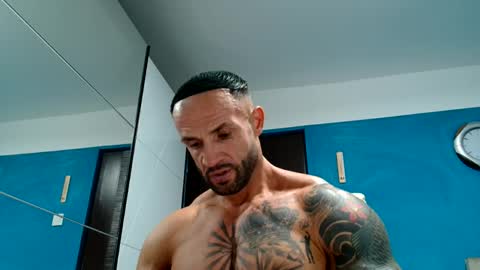 Snapshot of tridentmuscles chatting on 18, 9, 2025 tridentmuscles online show from 18, 9, 2025