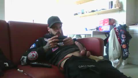 Snapshot of triestjoe chatting on 15, 4, 2026 triestjoe online show from 15, 4, 2026