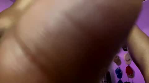 Snapshot of trillahung chatting on 24, 5, 2026 WapBopper online show from 24, 5, 2026