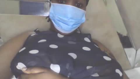 trinahluicy online show from 10, 4, 2026