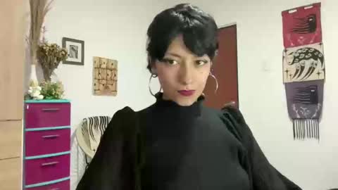 Snapshot of trinitysecrets chatting on 18, 2, 2025 trinitysecrets online show from 18, 2, 2025