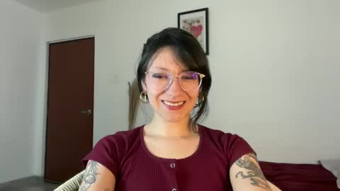 Snapshot of trinitysecrets chatting on 14, 9, 2025 trinitysecrets online show from 14, 9, 2025