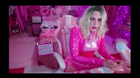 Snapshot of trista_doll chatting on 4, 2, 2025 trista_doll online show from 4, 2, 2025