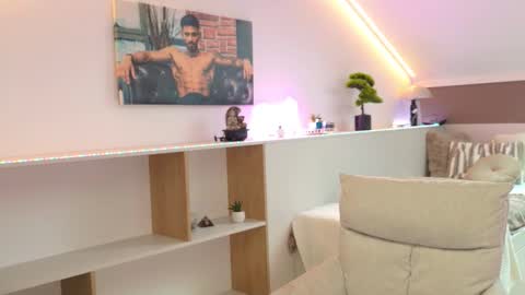 Trystan Grey online show from 13, 2, 2026