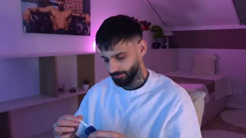 Trystan Grey online show from 23, 2, 2026