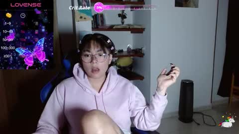 Snapshot of trixie_tangg chatting on 18, 1, 2026 Kitty online show from 18, 1, 2026