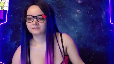 trixiedoescamcam online show from 28, 4, 2026
