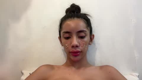 trixieemerald online show from 16, 12, 2024