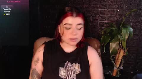 Snapshot of trixxiee_ chatting on 14, 12, 2024 trixxiee_ online show from 14, 12, 2024
