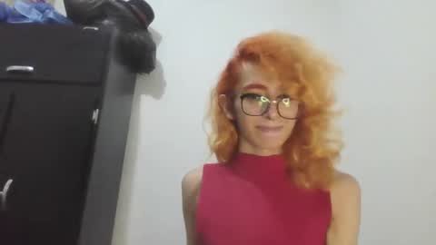 Snapshot of trixy_roses chatting on 3, 1, 2025 Trixy Rose online show from 3, 1, 2025