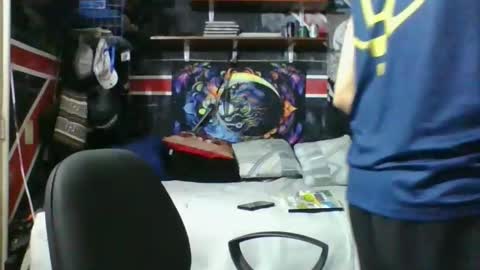 Andrew online show from 26, 4, 2026