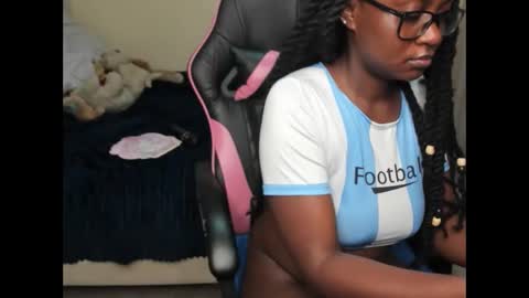 Snapshot of trizzytariaa chatting on 4, 2, 2026 Taria online show from 4, 2, 2026