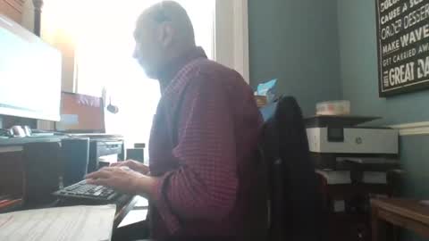 Snapshot of trodgers136 chatting on 14, 2, 2025 TRodgers online show from 14, 2, 2025