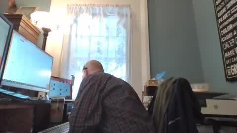 Snapshot of trodgers136 chatting on 19, 2, 2025 TRodgers online show from 19, 2, 2025