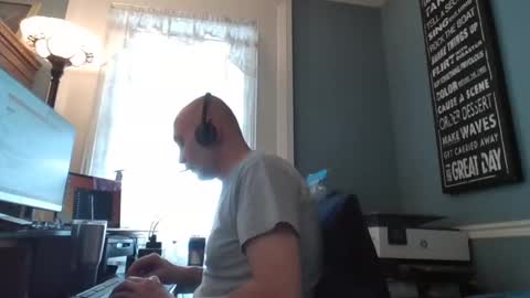 Snapshot of trodgers136 chatting on 24, 2, 2025 TRodgers online show from 24, 2, 2025