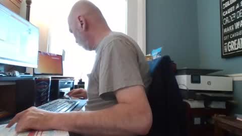 Snapshot of trodgers136 chatting on 26, 2, 2025 TRodgers online show from 26, 2, 2025