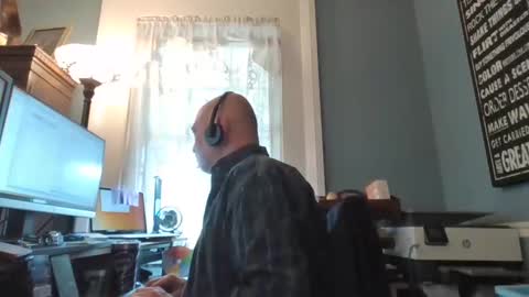 Snapshot of trodgers136 chatting on 16, 9, 2025 TRodgers online show from 16, 9, 2025