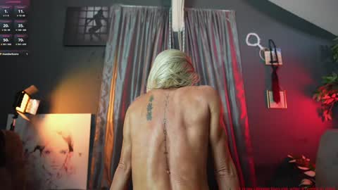 Snapshot of trophy_milf chatting on 10, 12, 2024 Linda ONLYFANS Trophymilf1 Istagram trophymilf1 online show from 10, 12, 2024