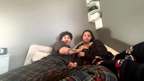 troublexxtemptation online show from 6, 1, 2026