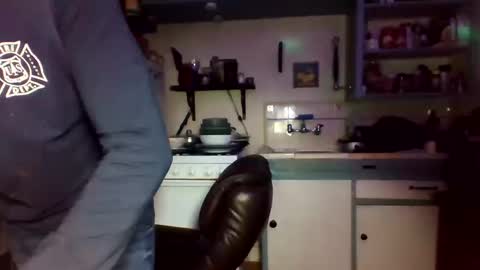 troystack41 online show from 14, 10, 2025