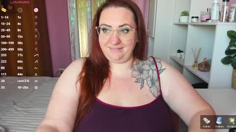 Adelle online show from 28, 1, 2025