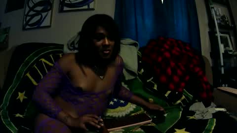 ts_britt online show from 21, 12, 2025