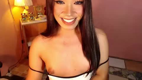 Snapshot of ts_romantika69 chatting on 9, 3, 2025 The Girl Named Romantika  online show from 9, 3, 2025