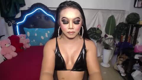 tsamandaxxx online show from 5, 1, 2025