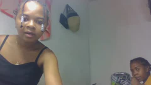 tsaralaza online show from 10, 11, 2025