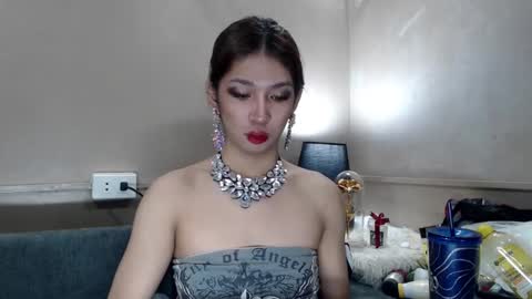 Cassie online show from 25, 2, 2025
