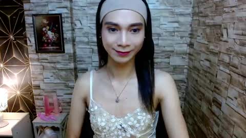 Snapshot of tscumbitch chatting on 17, 12, 2024 Tina online show from 17, 12, 2024