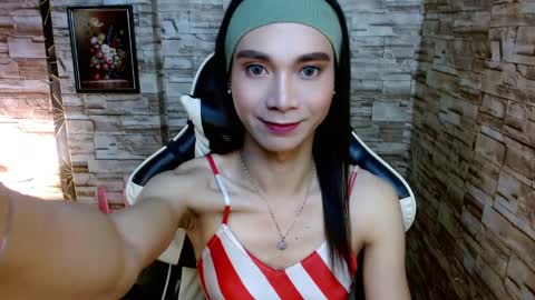 Snapshot of tscumbitch chatting on 28, 1, 2025 Tina online show from 28, 1, 2025