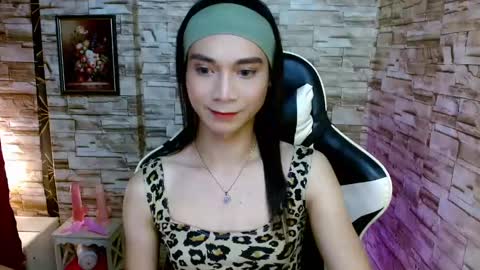 Snapshot of tscumbitch chatting on 19, 2, 2025 Tina online show from 19, 2, 2025