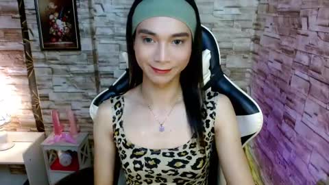 Snapshot of tscumbitch chatting on 19, 2, 2025 Tina online show from 19, 2, 2025