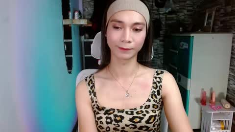 Snapshot of tscumbitch chatting on 12, 9, 2025 Tina online show from 12, 9, 2025