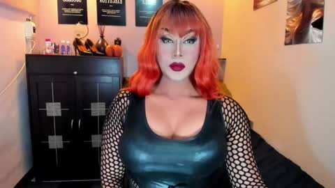 Snapshot of tsmamahmerslove chatting on 1, 6, 2026 Nicoleeee online show from 1, 6, 2026